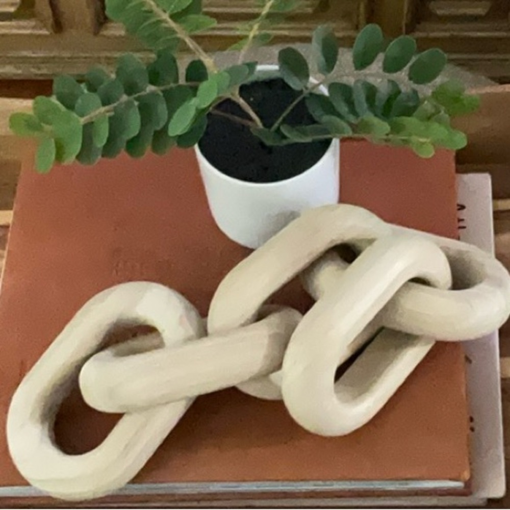 Wooden Chain Decoration